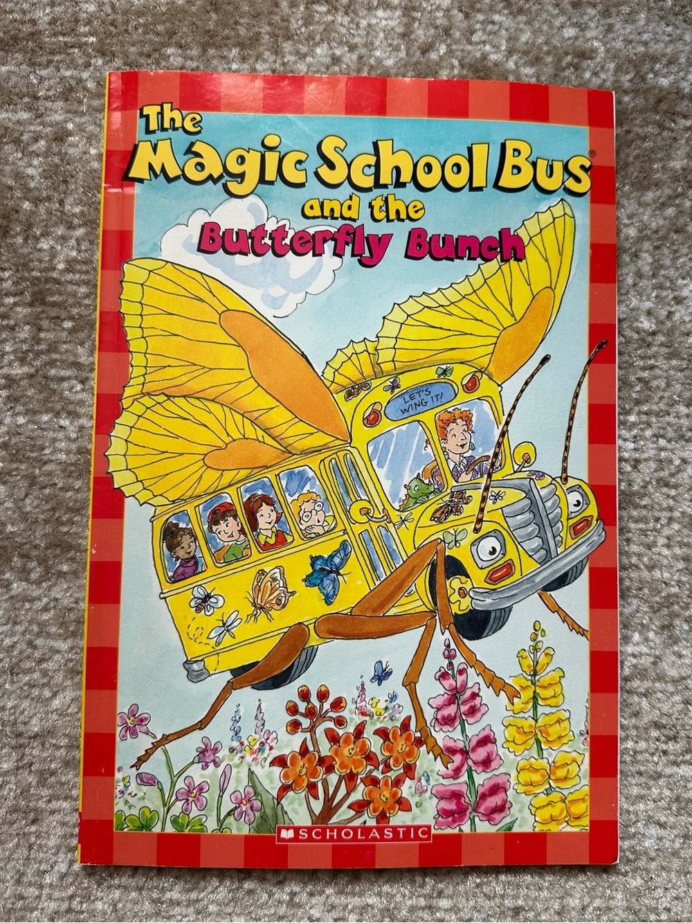Scholastic The Magic School Bus and the Butterfly Bunch - Yellow and Red Cover